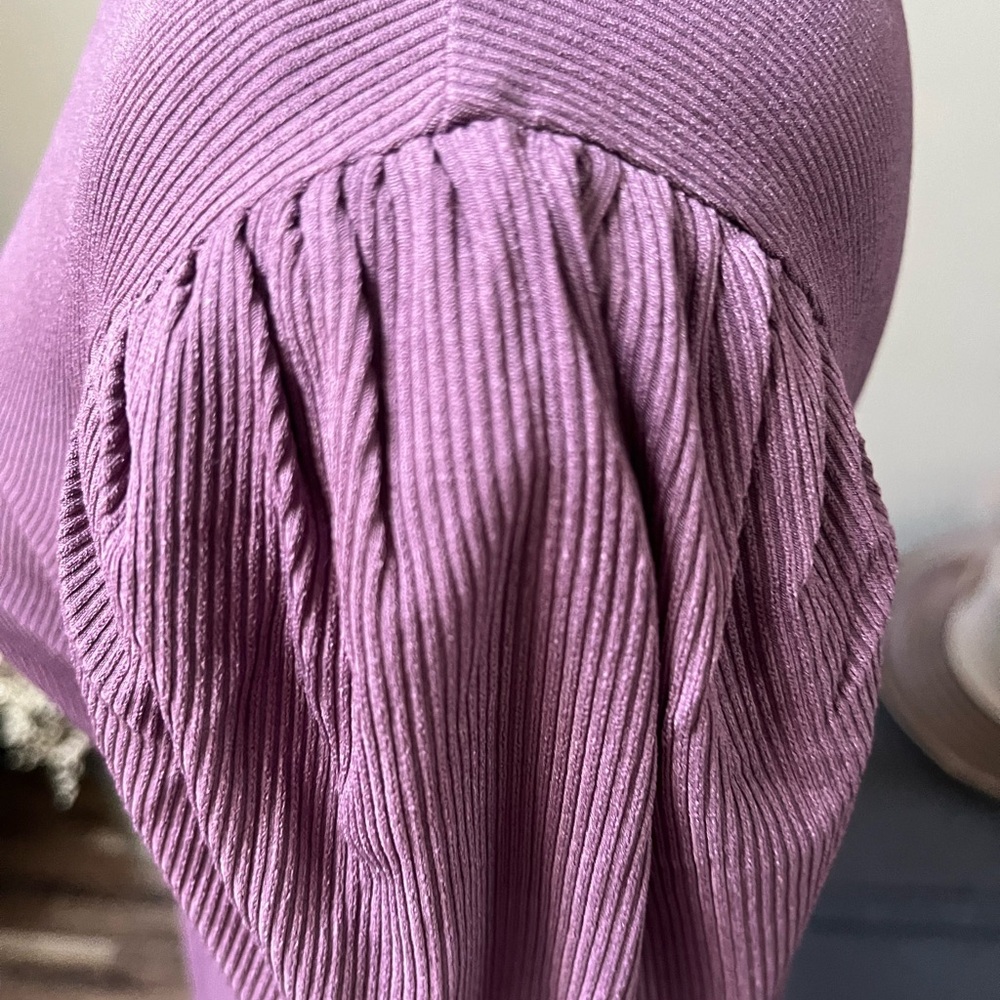 Lulus Ribbed Puff Sleeve Top - Picture 9 of 10